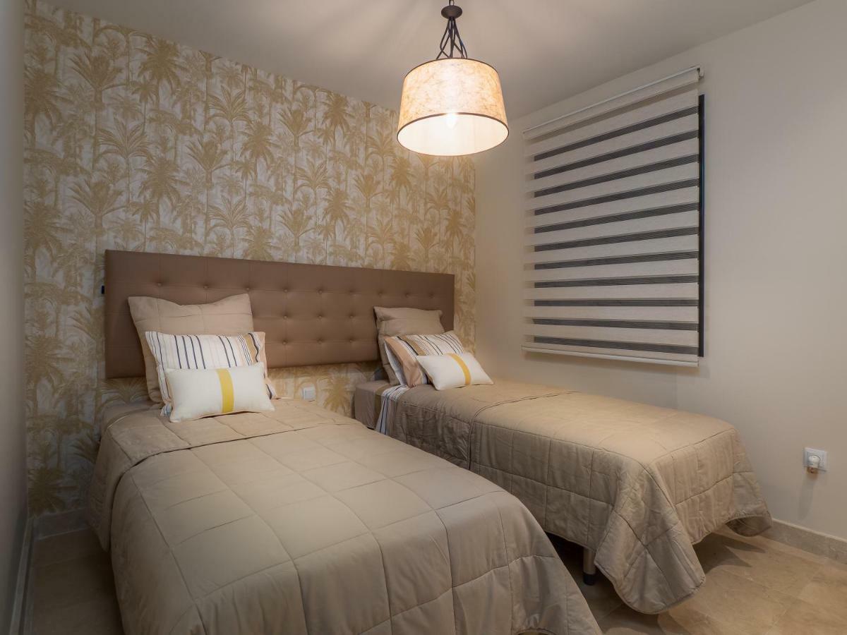 Amazing Two Bedroom Apartment In Los Flamingos, Marbella إِستيبونا المظهر الخارجي الصورة
